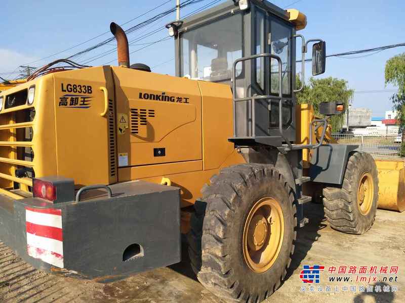 河南出售转让二手800小时2015年龙工LG833B装载机
