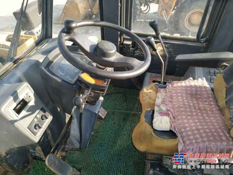 河南出售转让二手1700小时2011年柳工CLG855装载机