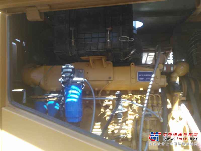 云南出售转让二手6982小时2013年龙工LG855D装载机