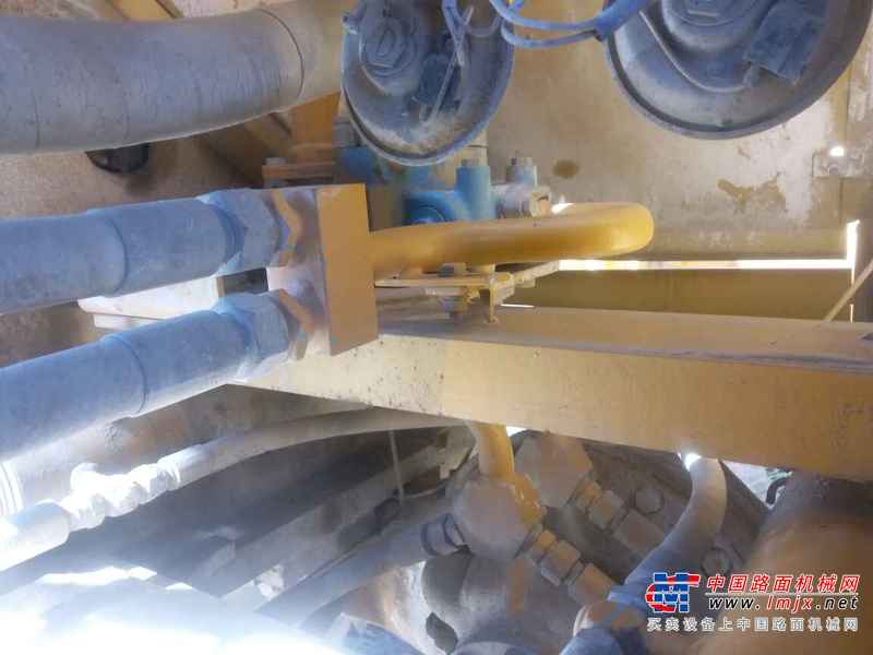 山西出售转让二手4000小时2011年龙工LG850装载机