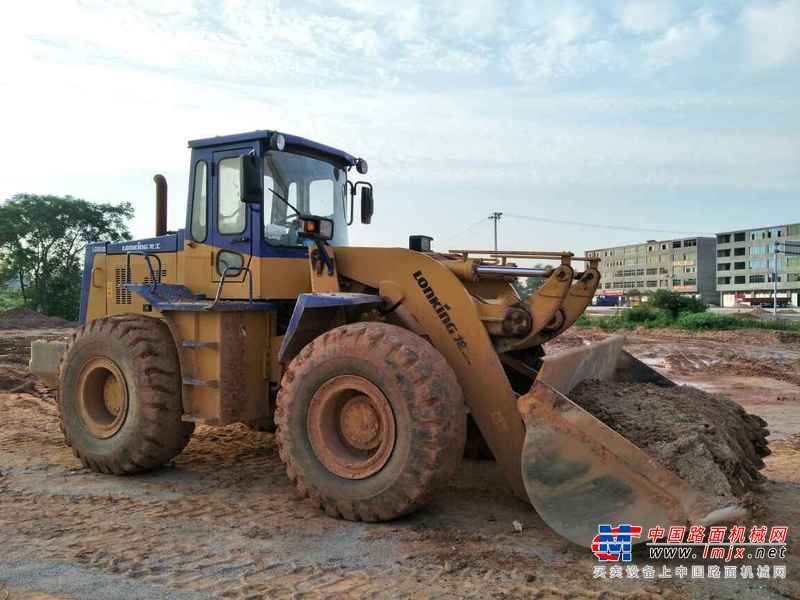 江西出售转让二手3900小时2014年龙工LG850D装载机