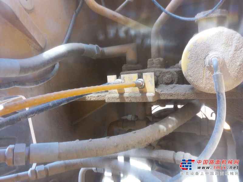 山西出售转让二手4000小时2011年龙工LG855B装载机