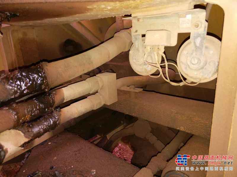 江西出售转让二手6800小时2011年龙工LG850D装载机