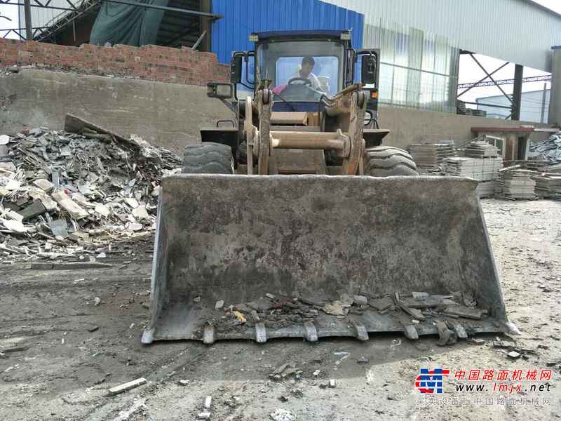 辽宁出售转让二手5000小时2014年龙工LG850D装载机