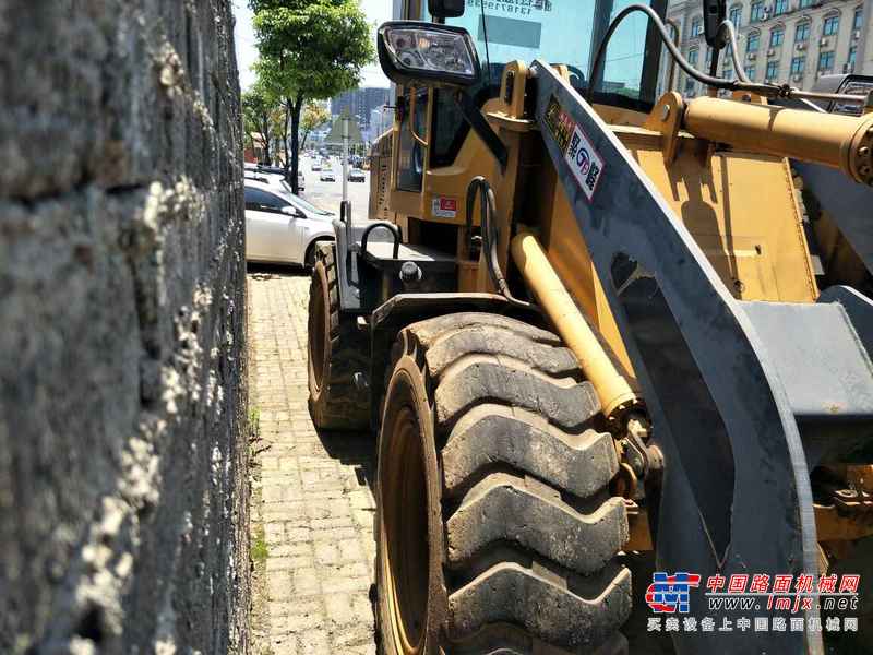 湖南出售转让二手2000小时2013年莱工ZL930装载机