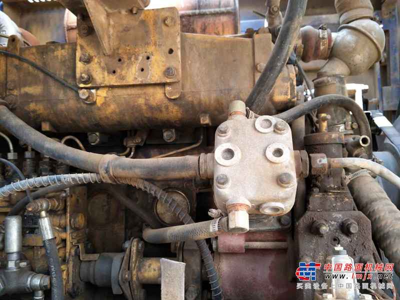 云南出售转让二手8956小时2008年龙工LG850装载机