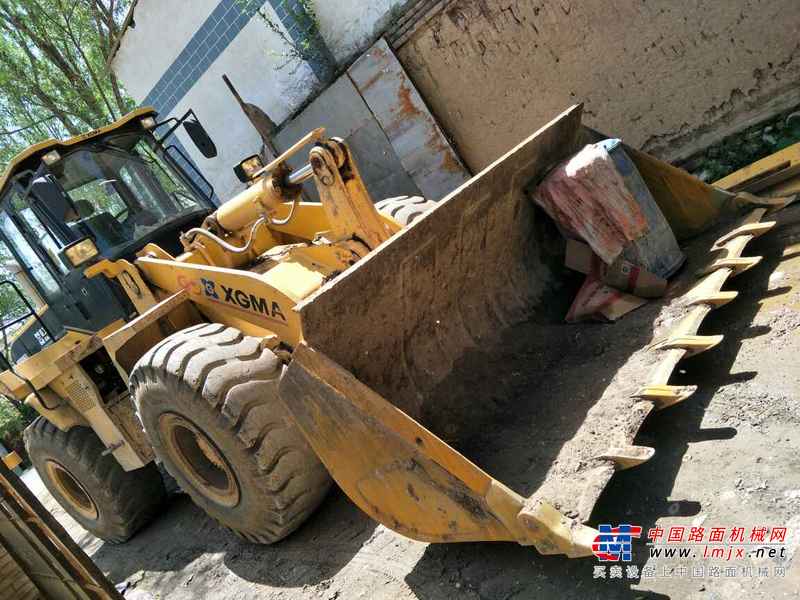 甘肃出售转让二手7000小时2011年厦工XG956II装载机