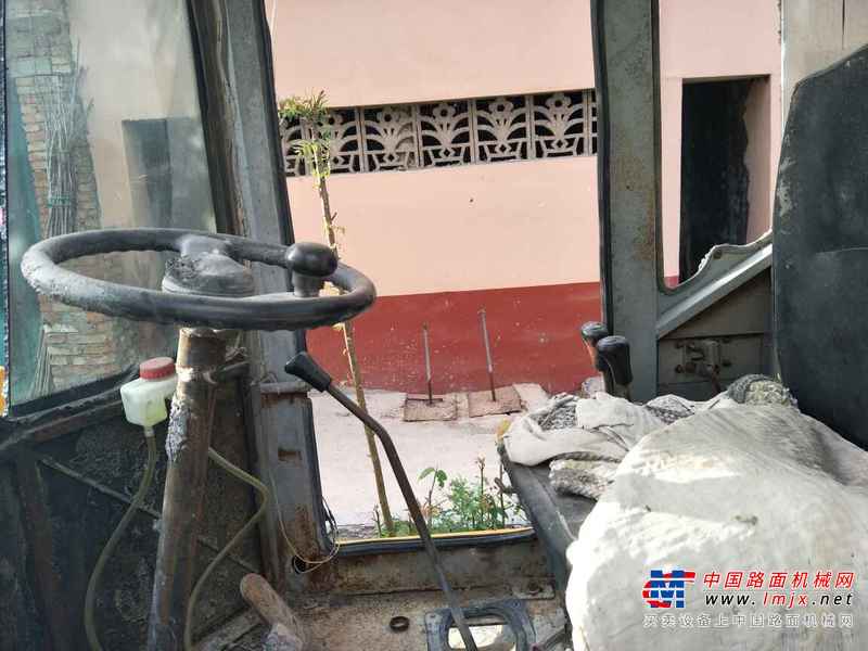 山东出售转让二手6000小时2011年鲁工ZL18装载机