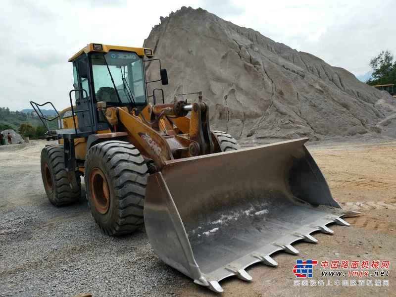 云南出售转让二手10小时2010年徐工LW500K装载机