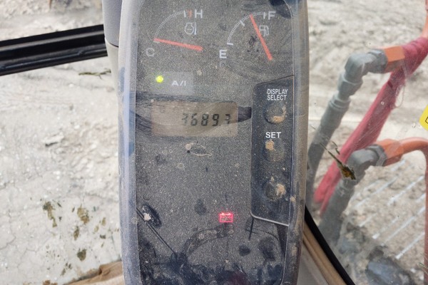 山西出售转让二手3689小时2012年日立ZX70挖掘机