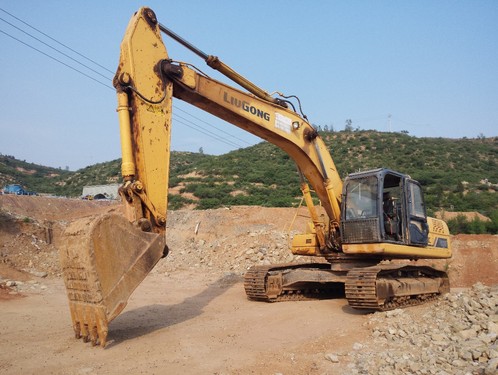 山西出售转让二手7750小时2010年柳工925D挖掘机
