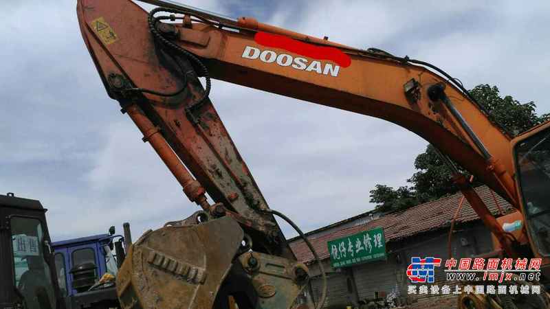 江西出售转让二手12000小时2010年斗山DH220挖掘机