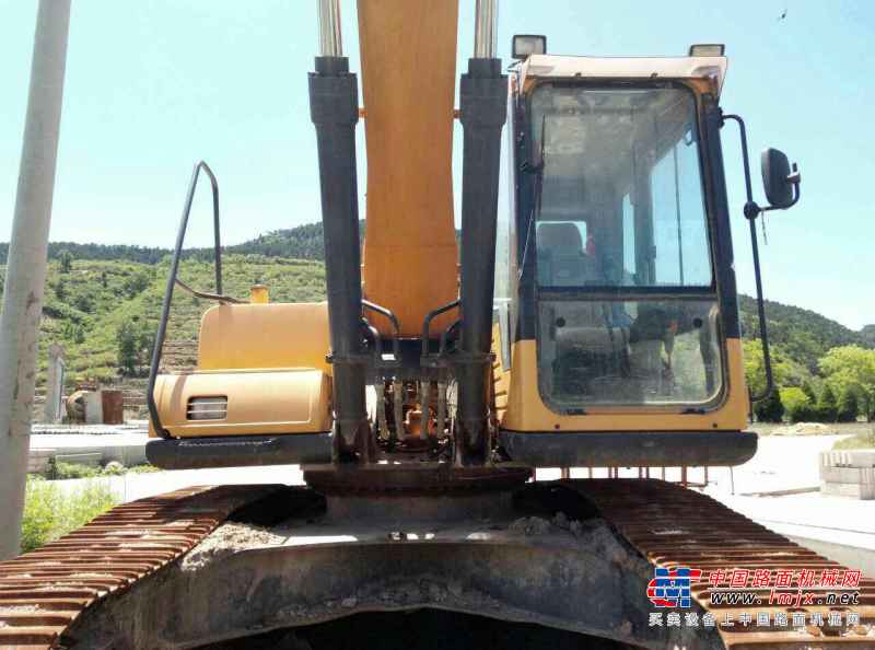 山西出售转让二手4000小时2012年三一重工SY235C挖掘机