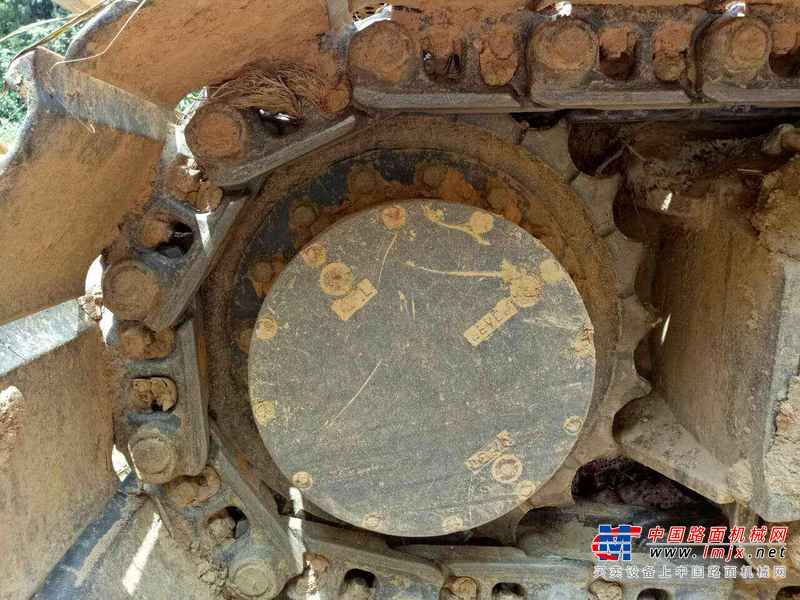 江西出售转让二手8900小时2010年徐工XE150D挖掘机