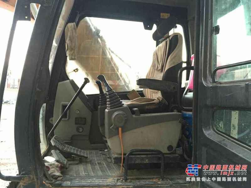 江西出售转让二手5937小时2011年现代R110挖掘机