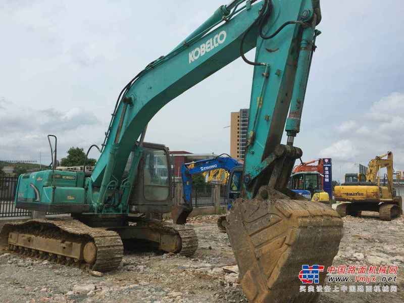 贵州出售转让二手7852小时2010年神钢SK250挖掘机