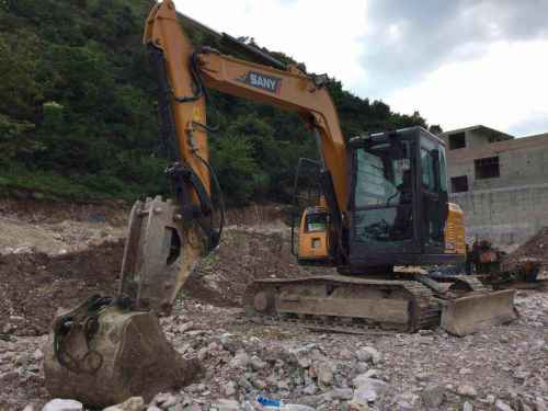 贵州出售转让二手3000小时2014年三一重工SY75C挖掘机