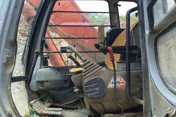 陕西出售转让二手8600小时2008年日立EX210挖掘机