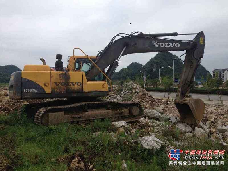 贵州出售转让二手5600小时2008年沃尔沃EC210BLC挖掘机