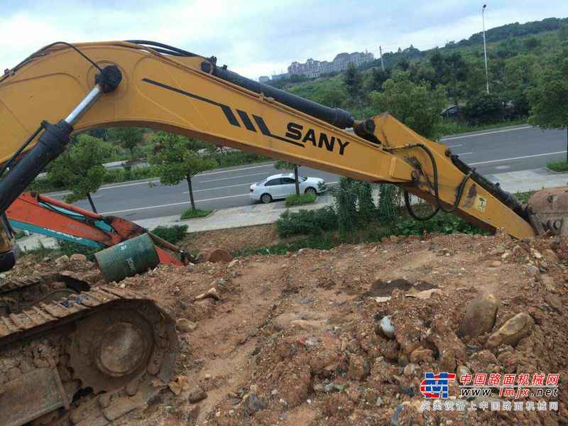 江西出售转让二手8000小时2008年三一重工SY135C挖掘机