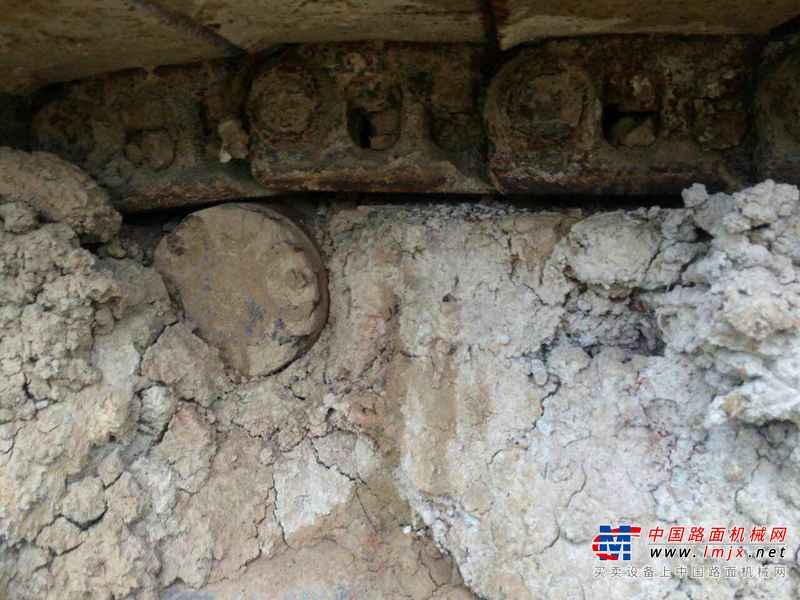 江西出售转让二手11000小时2003年现代R220挖掘机