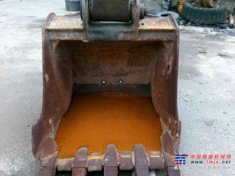 贵州出售转让二手7500小时2009年现代R225LC挖掘机