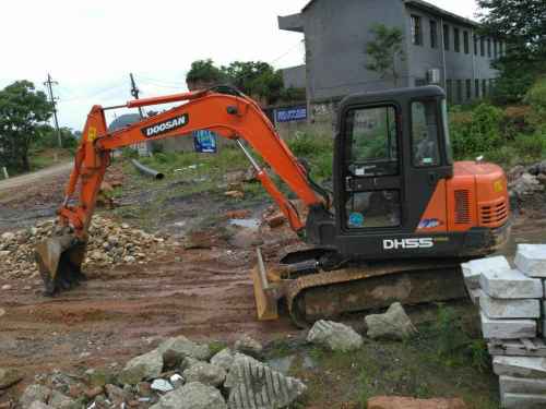 江西出售转让二手13000小时2008年斗山DX60挖掘机