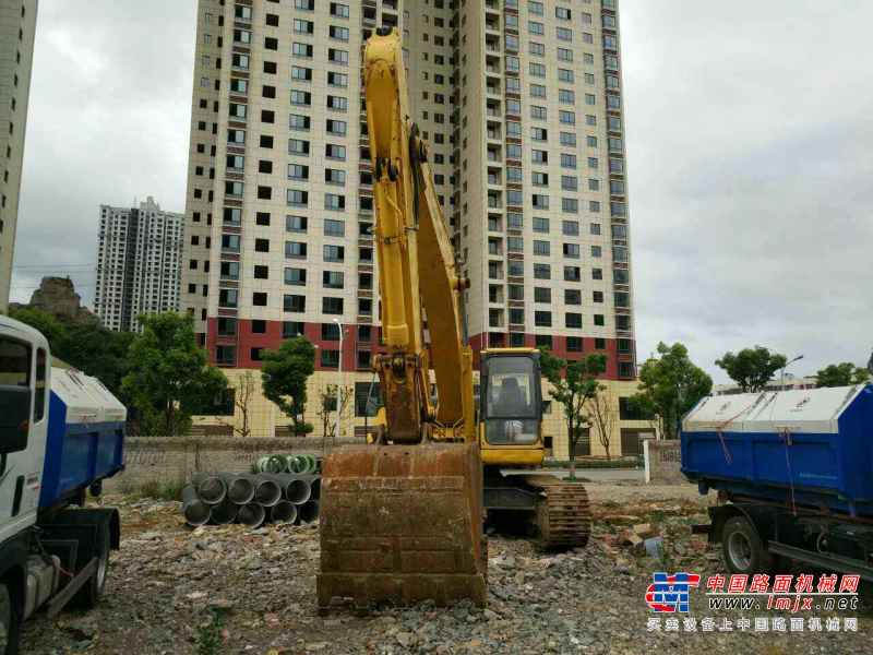 贵州出售转让二手7800小时2011年中联重科ZE360E挖掘机