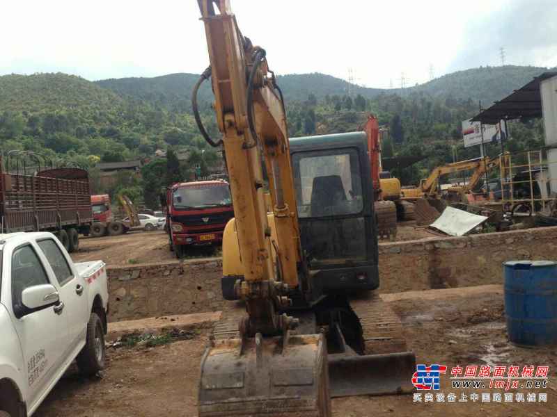 云南出售转让二手6864小时2011年柳工CLG906C挖掘机