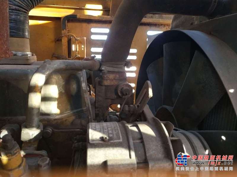 内蒙古出售转让二手4000小时2011年柳工CLG836装载机