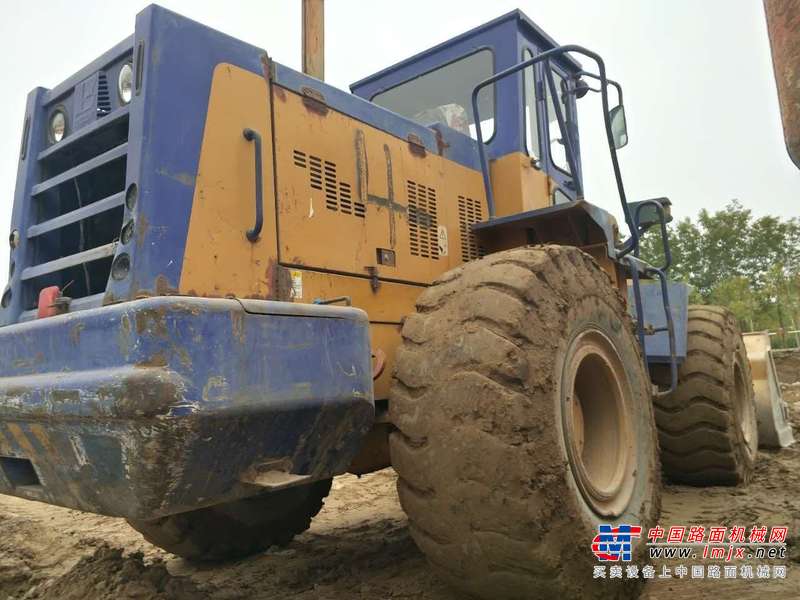 内蒙古出售转让二手4000小时2010年龙工LG855装载机