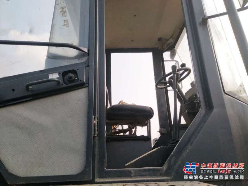 辽宁出售转让二手1100小时2015年山工ZL50F装载机