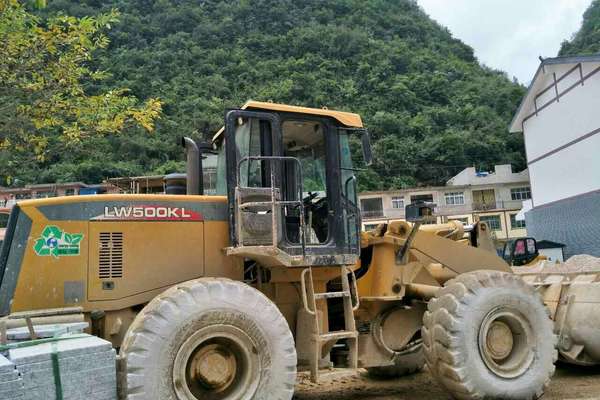 贵州出售转让二手6800小时2012年徐工LW500KL装载机