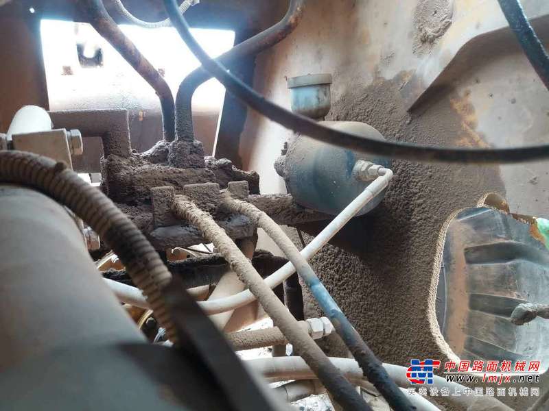陕西出售转让二手2000小时2011年龙工LG855B装载机
