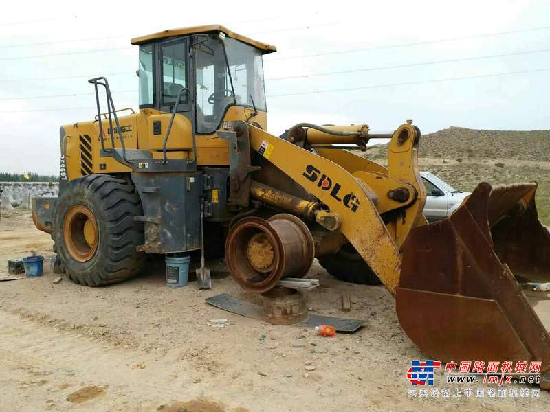 宁夏出售转让二手5200小时2010年临工LG953L装载机
