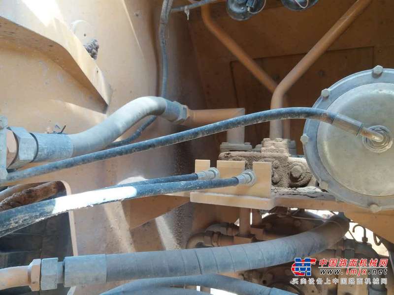 陕西出售转让二手3000小时2012年龙工LG855B装载机