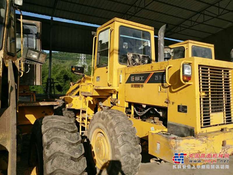 四川出售转让二手6000小时2012年柳工ZL30E装载机