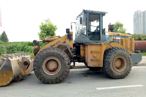 四川出售转让二手5800小时2009年龙工LG853B装载机
