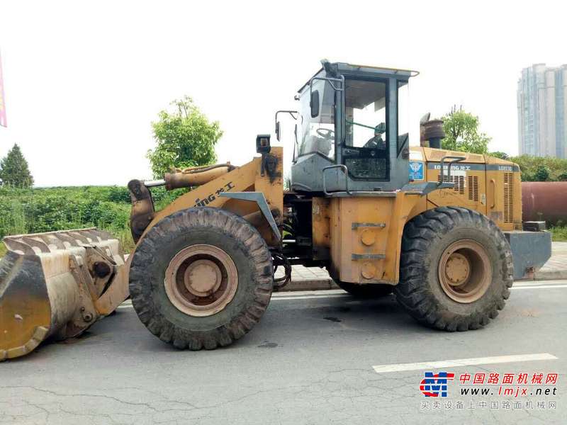 四川出售转让二手5800小时2009年龙工LG853B装载机