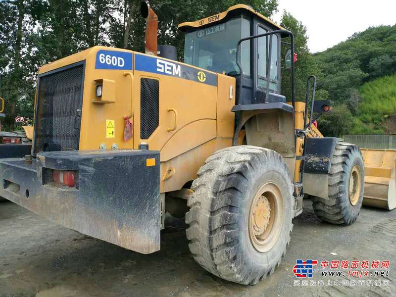 吉林出售转让二手1000小时2016年山工SEM660B装载机