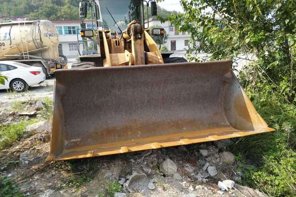 安徽出售转让二手3000小时2013年龙工LG855B装载机