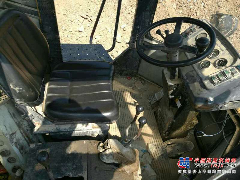 山东出售转让二手5500小时2010年山工SEM650装载机