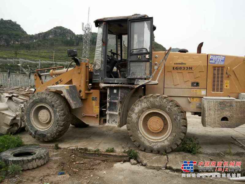 贵州出售转让二手6500小时2010年龙工LG833装载机
