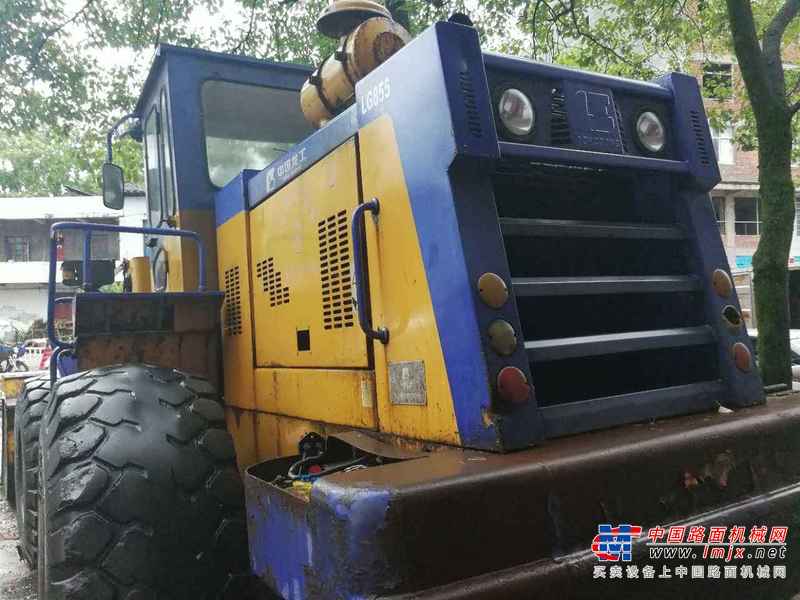 江西出售转让二手2000小时2009年龙工LG855D装载机