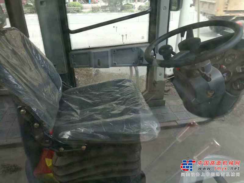 重庆出售转让二手5000小时2012年龙工LG855D装载机