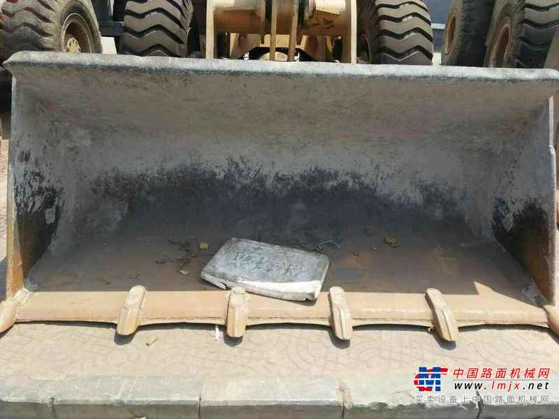 河北出售转让二手6000小时2011年龙工LG833B装载机