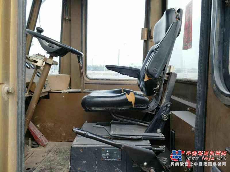 河南出售转让二手2000小时2013年柳工ZL30E装载机