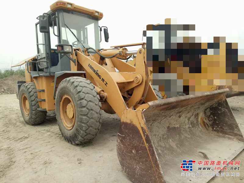 河南出售转让二手1800小时2014年龙工LG833B装载机