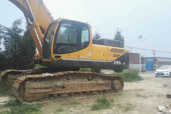山西出售转让二手8000小时2011年现代R335LC挖掘机