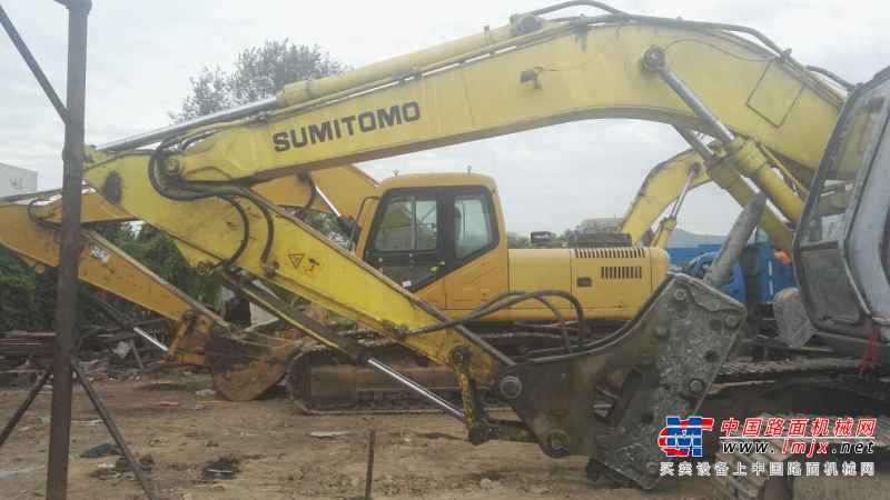 山西出售转让二手15000小时2002年住友SH220挖掘机